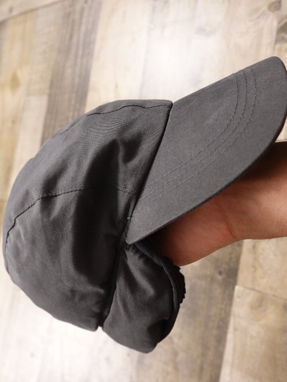 Eddie Bauer Down Insulated Hat L/XL Dark Gray Ear Flap Winter Cap Outdoor